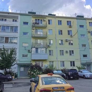 Продается 1-комнатная квартира, 36 м²