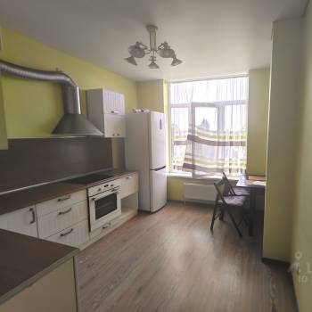 Сдается 1-комнатная квартира, 35 м²