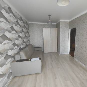 Сдается 1-комнатная квартира, 35 м²