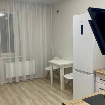Сдается 2-х комнатная квартира, 59 м²