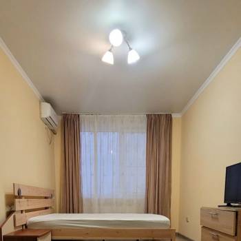 Продается 1-комнатная квартира, 37 м²