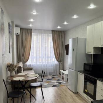 Сдается 1-комнатная квартира, 40 м²
