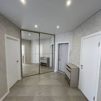 Сдается Многокомнатная квартира, 76,4 м²
