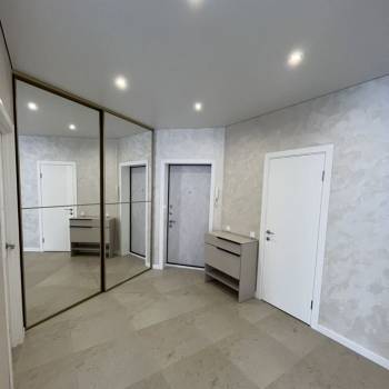 Сдается Многокомнатная квартира, 76,4 м²