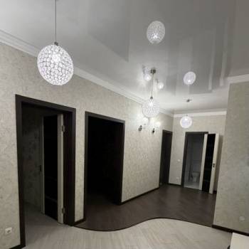 Сдается 2-х комнатная квартира, 85 м²