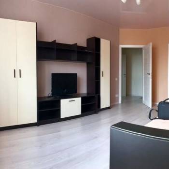 Сдается 1-комнатная квартира, 43 м²