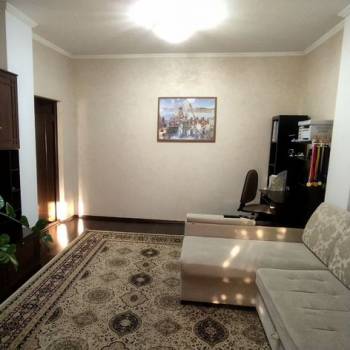 Продается 1-комнатная квартира, 53 м²
