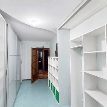 Продается Многокомнатная квартира, 78,2 м²