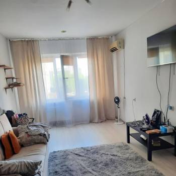 Сдается 2-х комнатная квартира, 70 м²