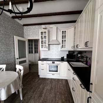 Продается 1-комнатная квартира, 51,9 м²