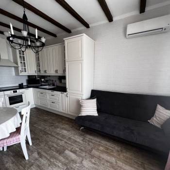 Продается 1-комнатная квартира, 51,9 м²