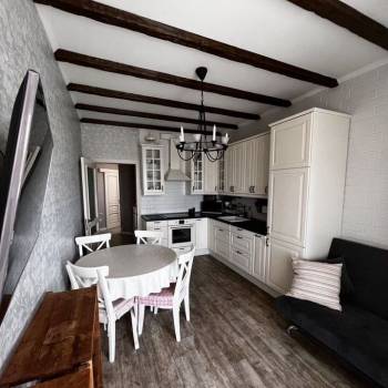 Продается 1-комнатная квартира, 51,9 м²