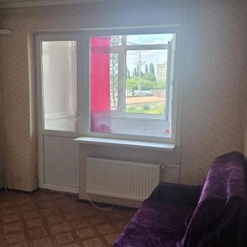 Продается 1-комнатная квартира, 32 м²