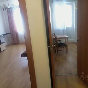 Сдается 1-комнатная квартира, 35 м²