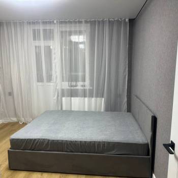 Сдается 1-комнатная квартира, 47 м²
