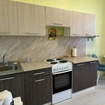 Продается 1-комнатная квартира, 37 м²