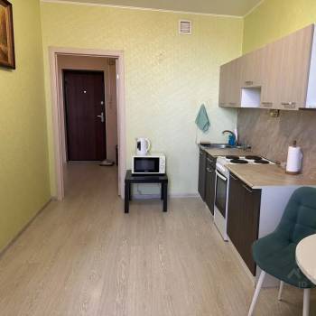 Продается 1-комнатная квартира, 37 м²