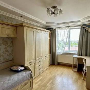 Сдается Многокомнатная квартира, 101,4 м²