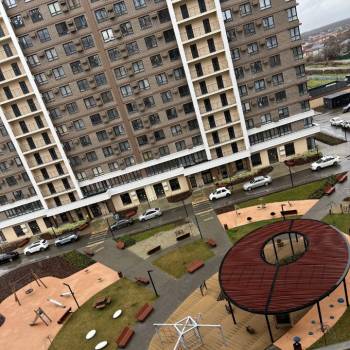 Сдается 1-комнатная квартира, 40 м²