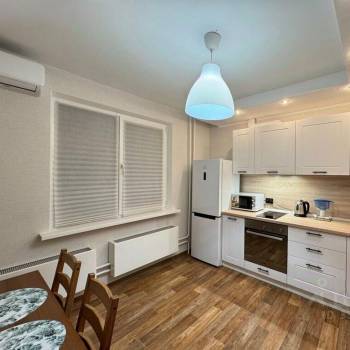 Сдается 2-х комнатная квартира, 59,6 м²