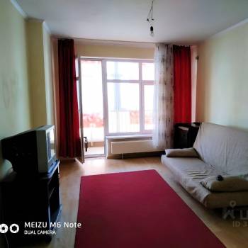 Продается 1-комнатная квартира, 61,9 м²