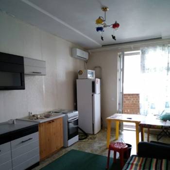 Продается 1-комнатная квартира, 61,9 м²