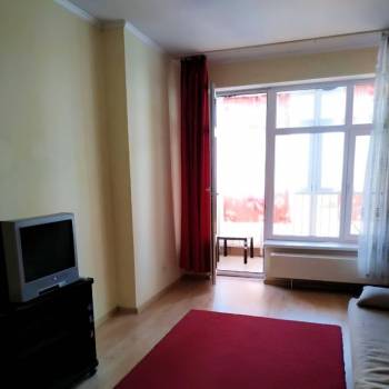 Продается 1-комнатная квартира, 61,9 м²