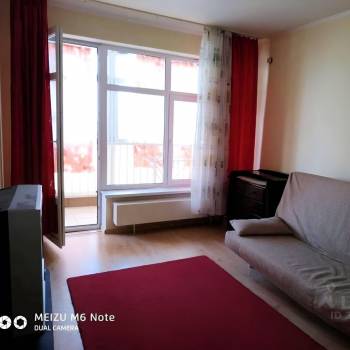 Продается 1-комнатная квартира, 61,9 м²
