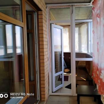 Продается 1-комнатная квартира, 61,9 м²