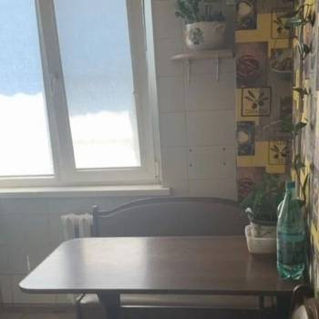 Продается Многокомнатная квартира, 59,6 м²