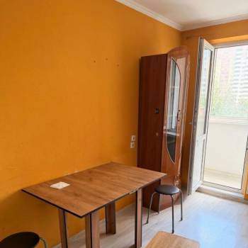 Сдается Многокомнатная квартира, 98 м²