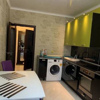 Сдается 1-комнатная квартира, 38 м²