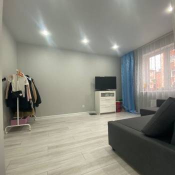Продается 1-комнатная квартира, 29,8 м²