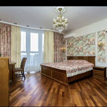 Продается 3-х комнатная квартира, 100 м²