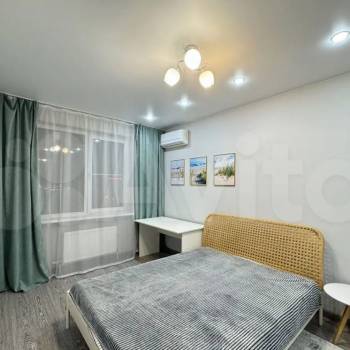 Сдается 1-комнатная квартира, 42 м²