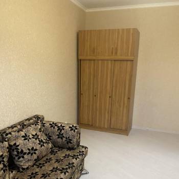 Продается 1-комнатная квартира, 35 м²