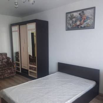 Сдается 1-комнатная квартира, 46 м²