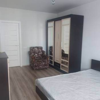 Сдается 1-комнатная квартира, 46 м²