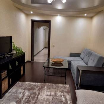 Сдается 1-комнатная квартира, 50 м²