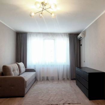 Сдается 1-комнатная квартира, 38 м²
