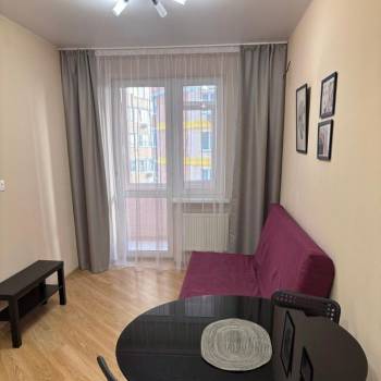 Сдается 1-комнатная квартира, 38 м²