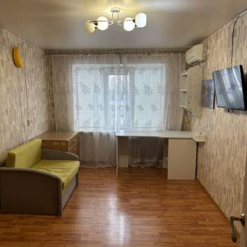 Сдается Многокомнатная квартира, 60 м²