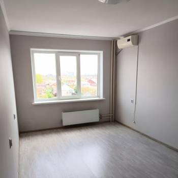 Продается 1-комнатная квартира, 35 м²