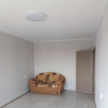 Продается 1-комнатная квартира, 35 м²