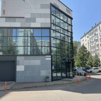 Сдается Нежилое помещение, 430 м²