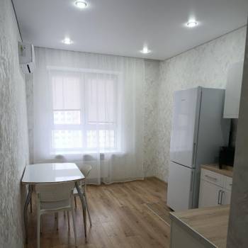 Сдается 1-комнатная квартира, 41 м²