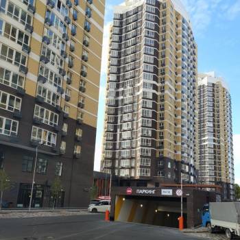 Продается 2-х комнатная квартира, 80 м²