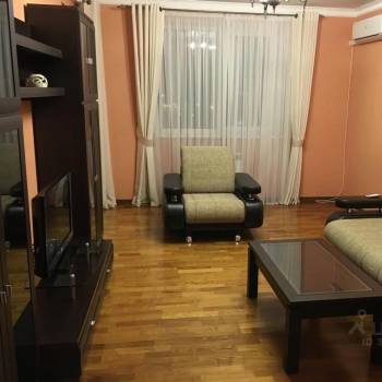 Продается 2-х комнатная квартира, 74,8 м²