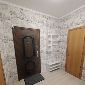 Сдается 1-комнатная квартира, 42 м²
