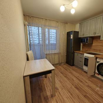 Сдается 2-х комнатная квартира, 65 м²
